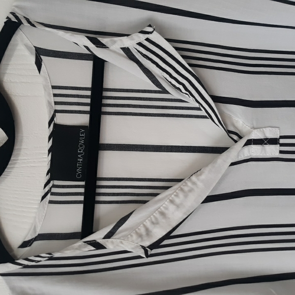Cynthia Rowley blouse size M - Picture 2 of 6
